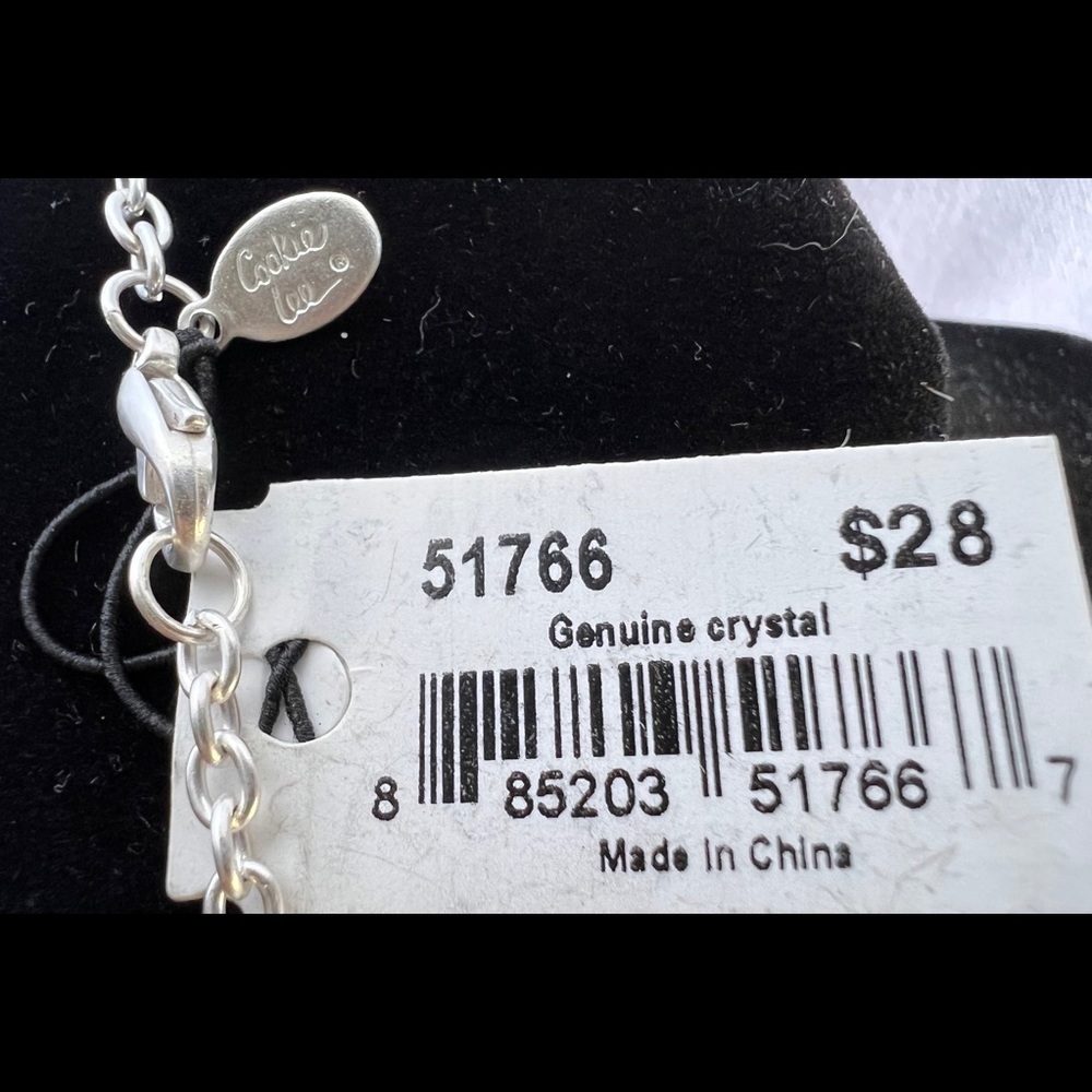 Cookie Lee silver tone Necklace NWT - Picture 5 of 5